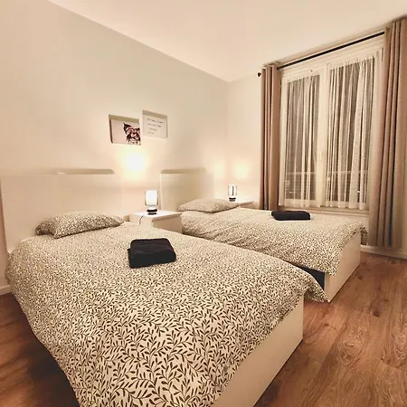 Spacieux, 3 Chambres, 6 Lits Simples